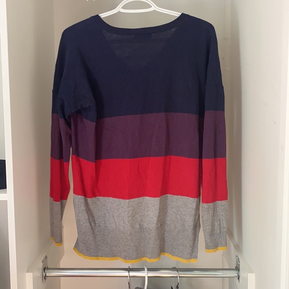 Striped Gap Sweater (small) - Picture 3 of 3